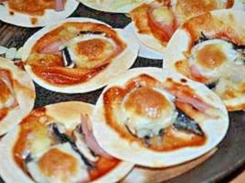 餃子の皮で旬のピザ